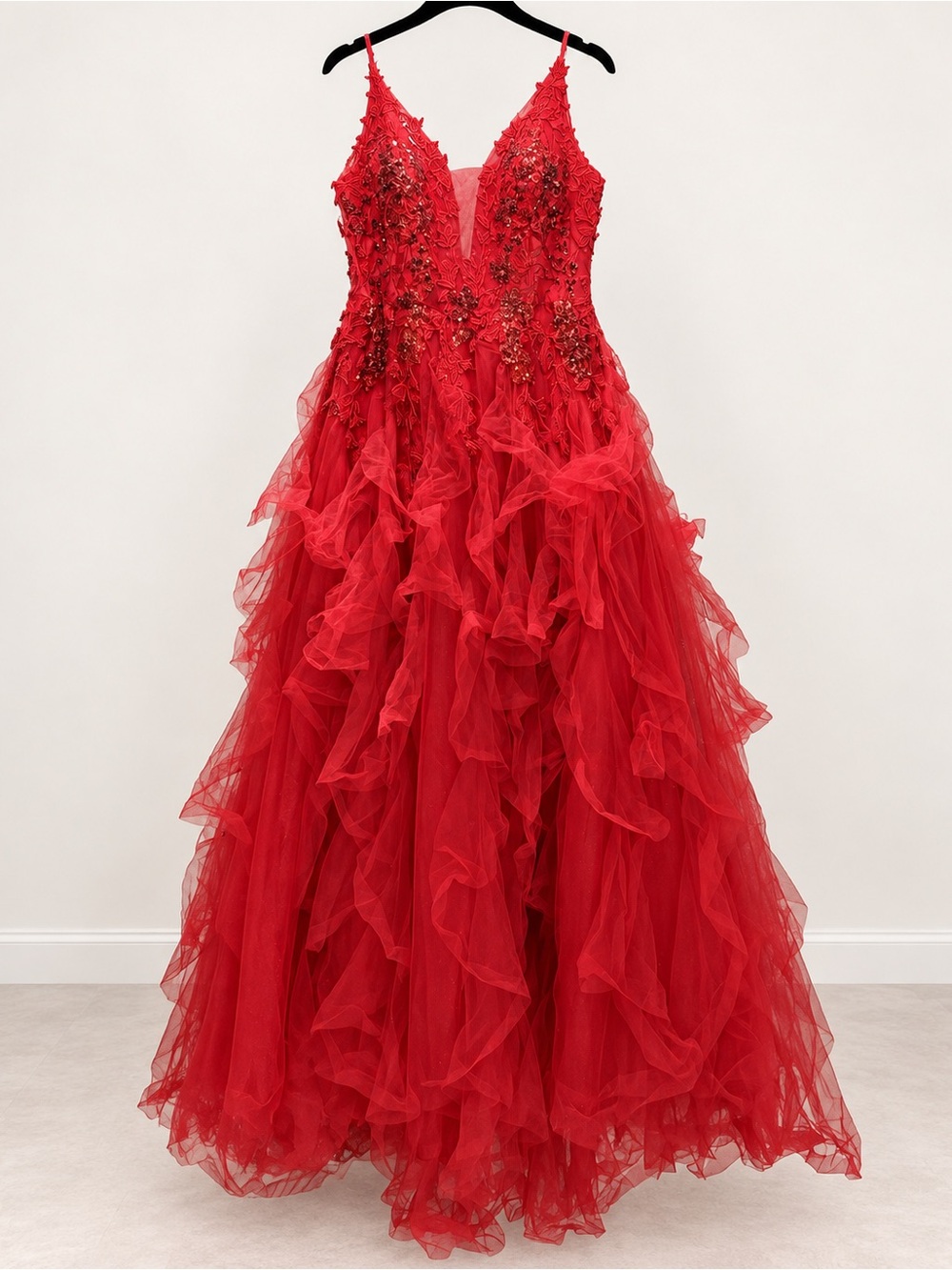 Red Embellished V-Neck Ruffled Tulle Formal Gown